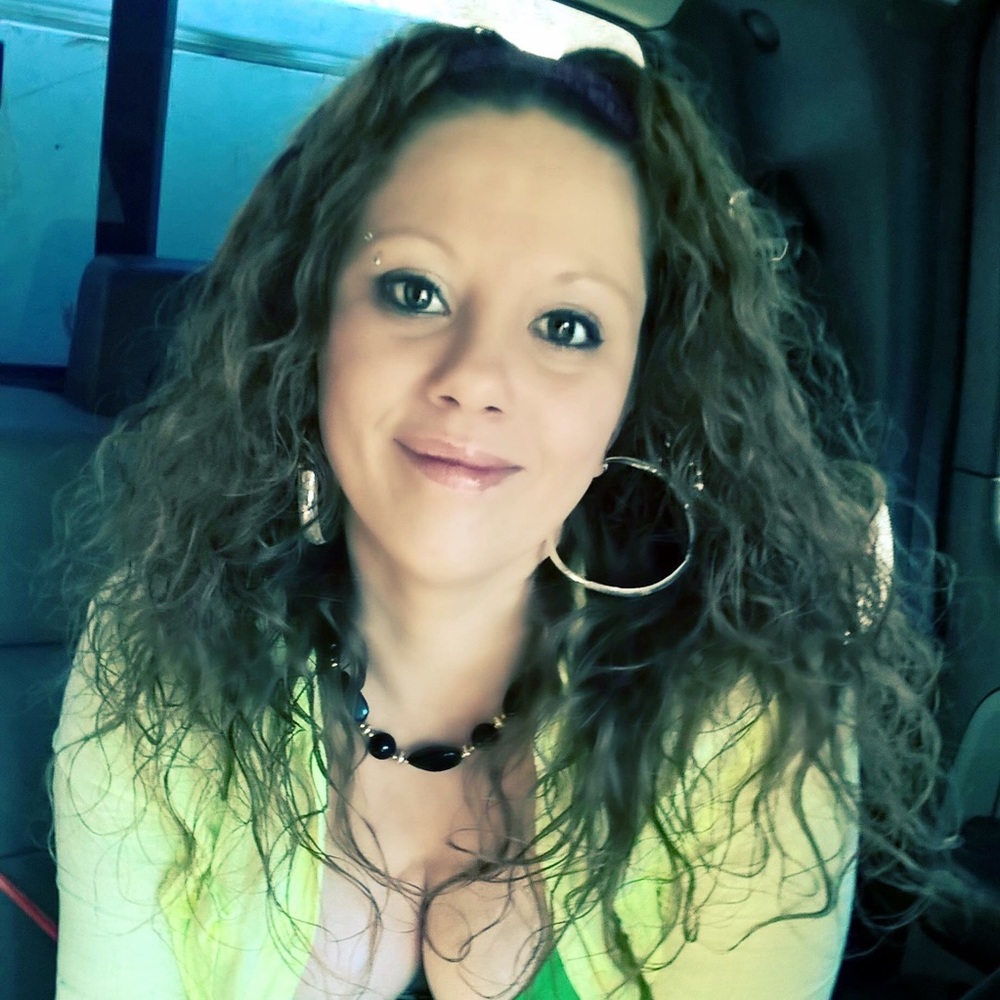 Meet your Posher, Tonya